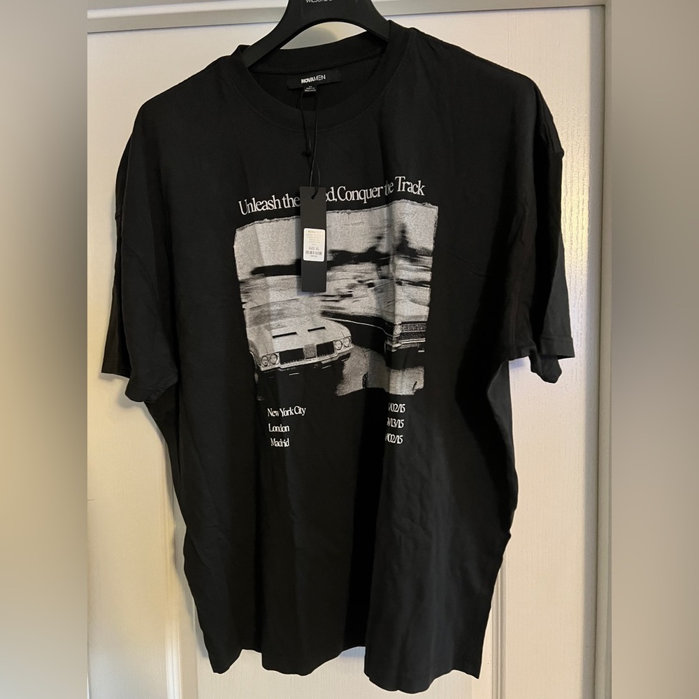 Fashion Nova Black Graphic T-Shirt size XL